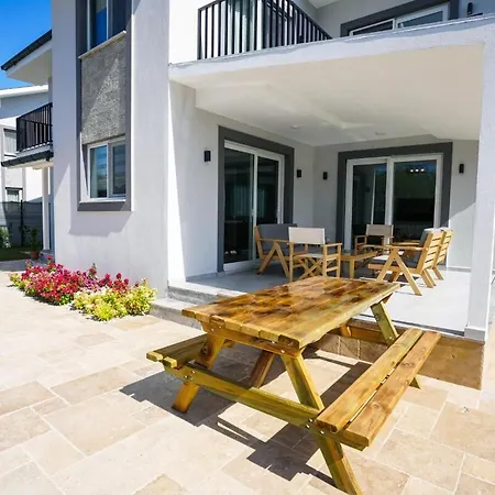 Atay Mandalina Villa